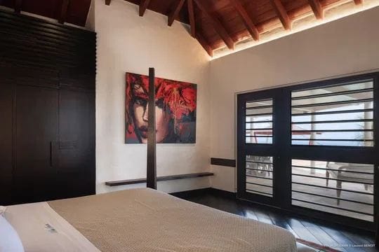 Swan Estate — luxury villa photo 2