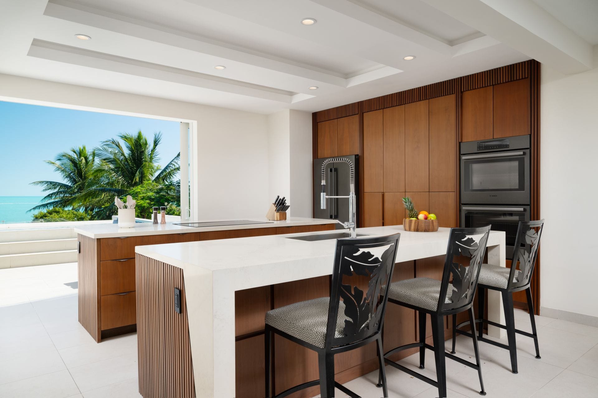 Villa Goldfinger — luxury villa photo 2