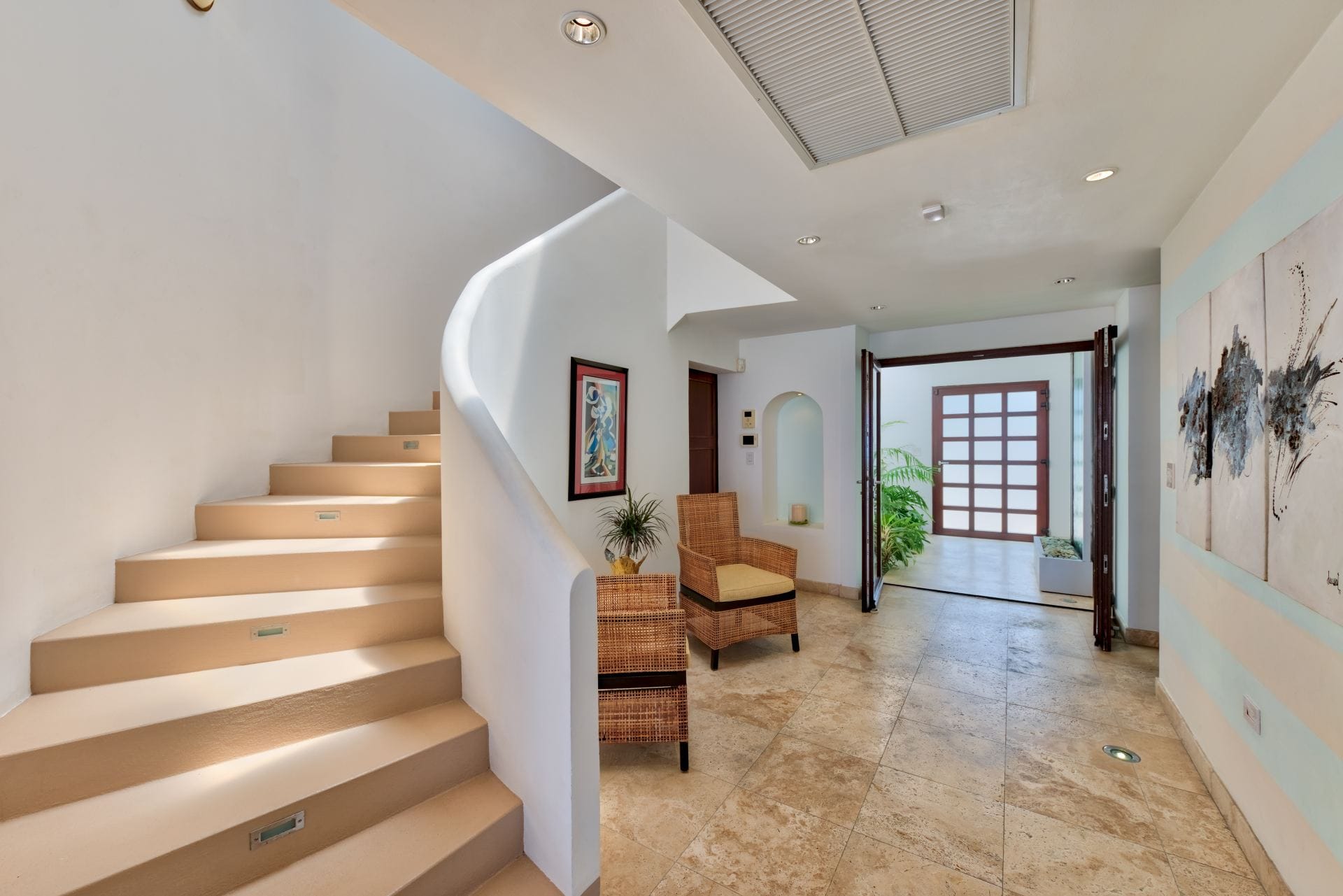 Villa Bahari — luxury villa photo 1