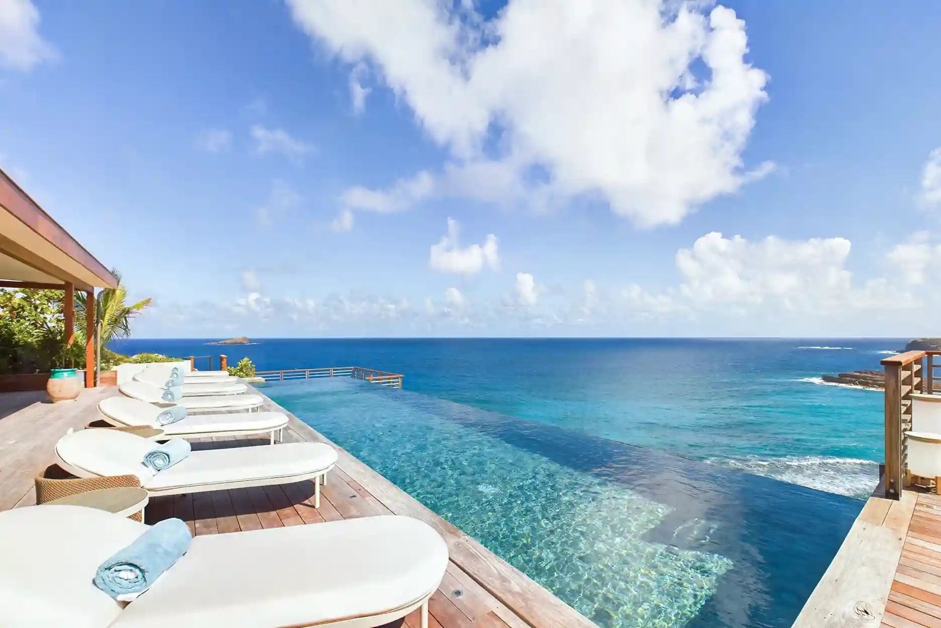 Villa Brahama — luxury villa photo 1