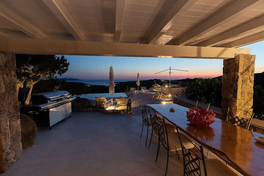 Villa Amira — luxury villa photo 2
