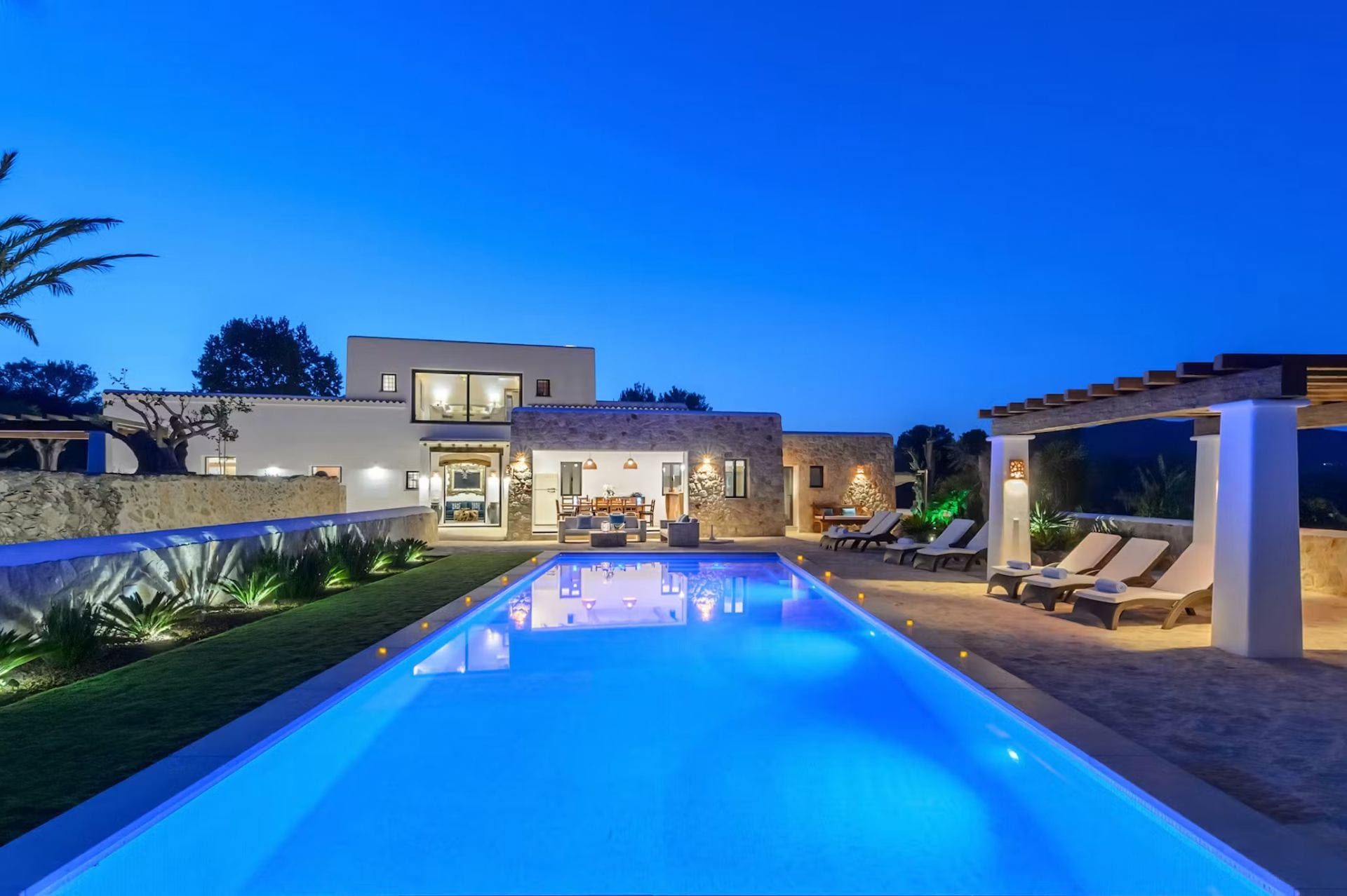 Villa Idurre — luxury villa photo 1