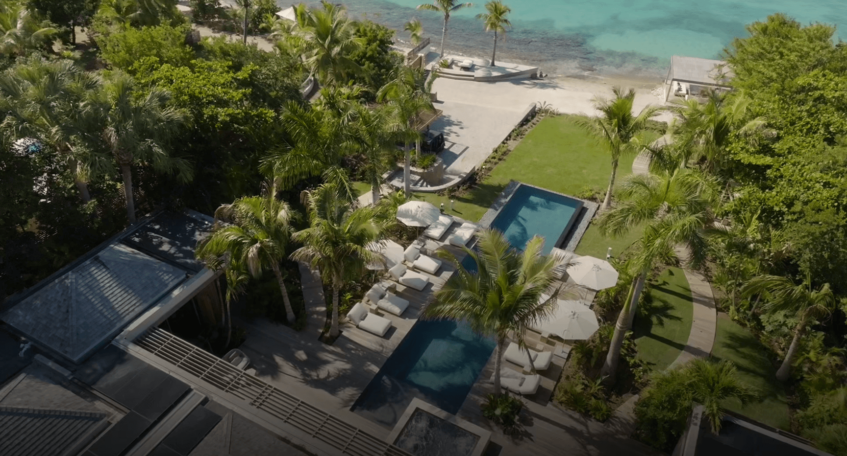alex villa — luxury villa photo 1