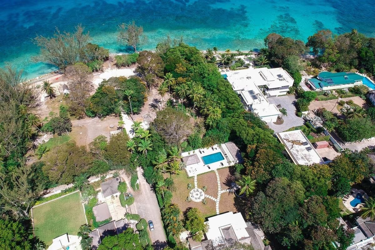 Villa Banyan House — luxury villa photo 1