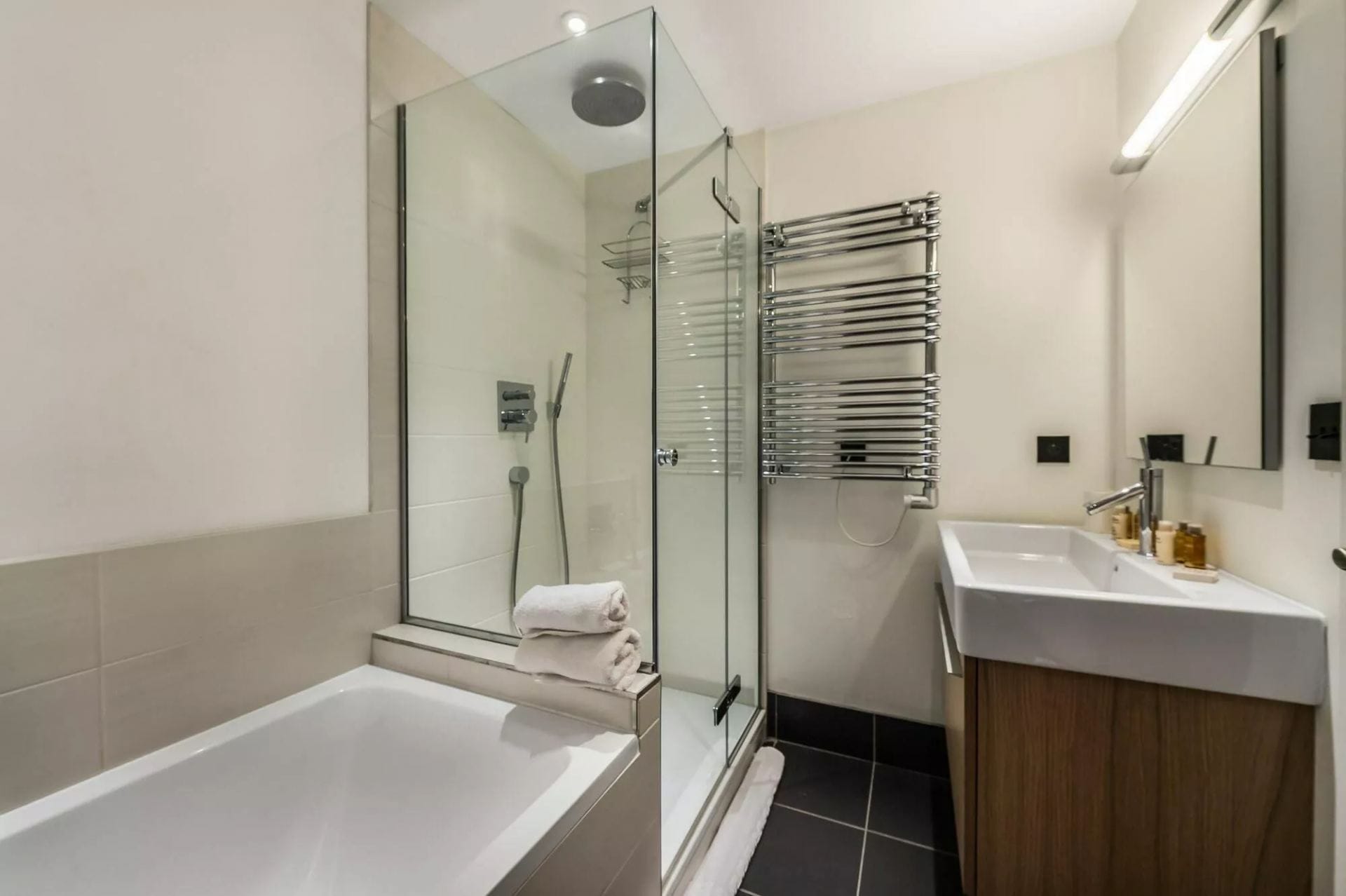 Chalet Le Pierremont — luxury villa photo 2