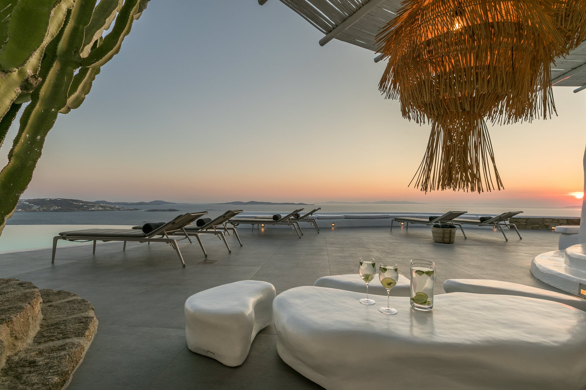White Villa - Image 1