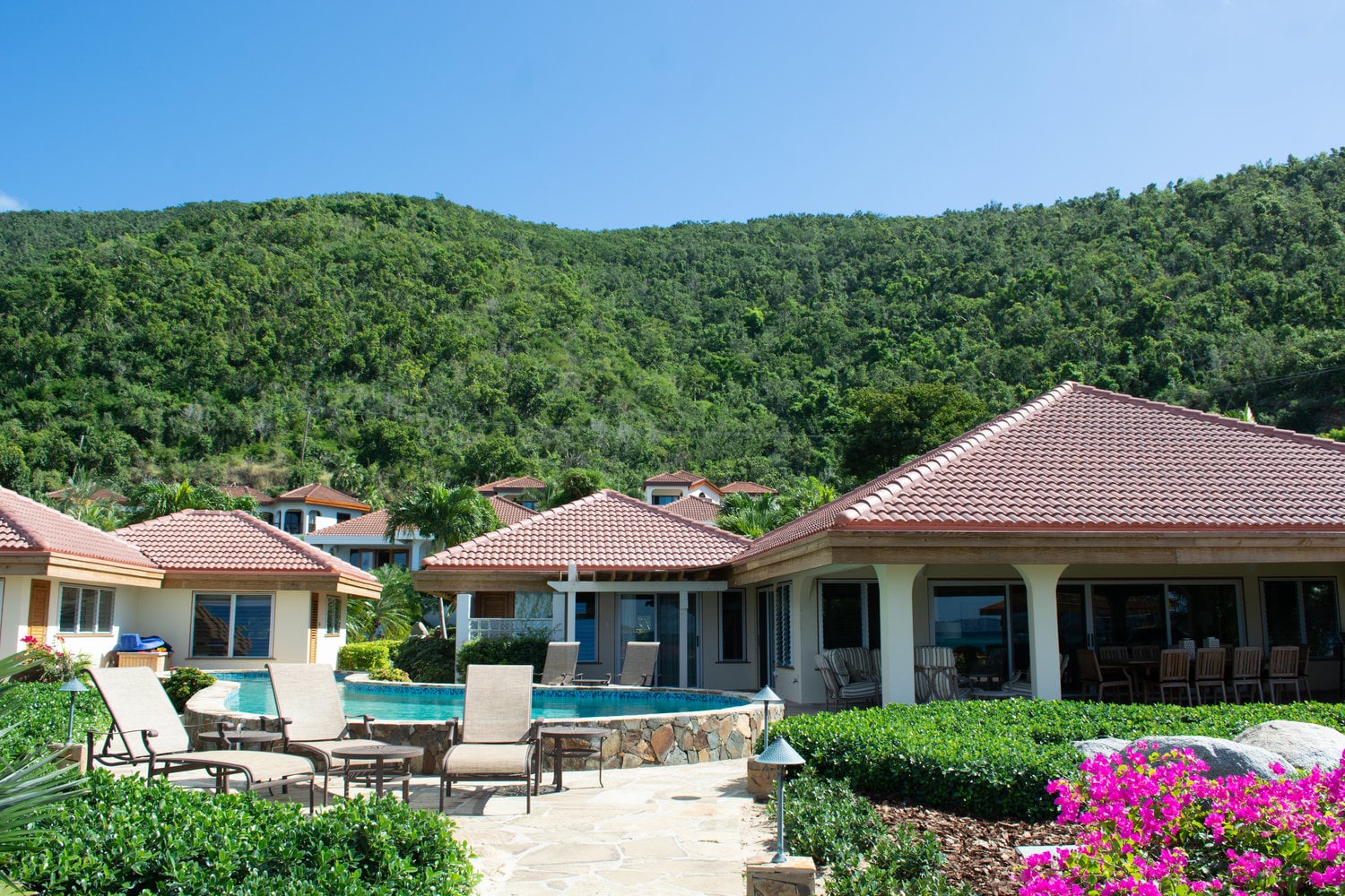 Beachcomber Villa - Image 1