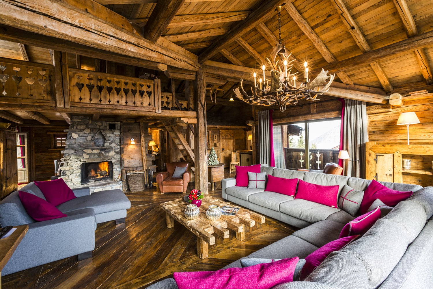 Chalet Alaska - Image 1