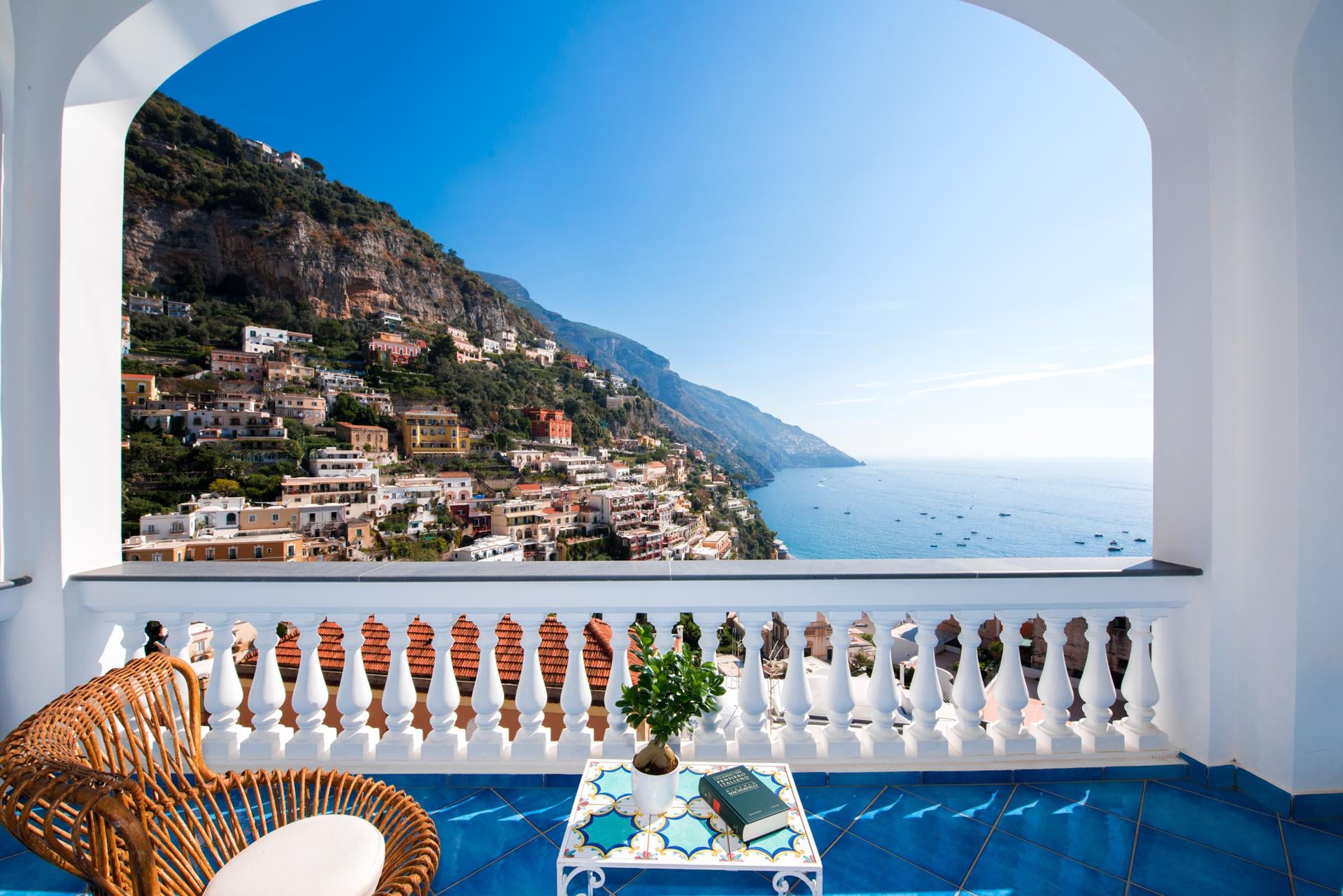 VILLA AMBROSIA - Image 1