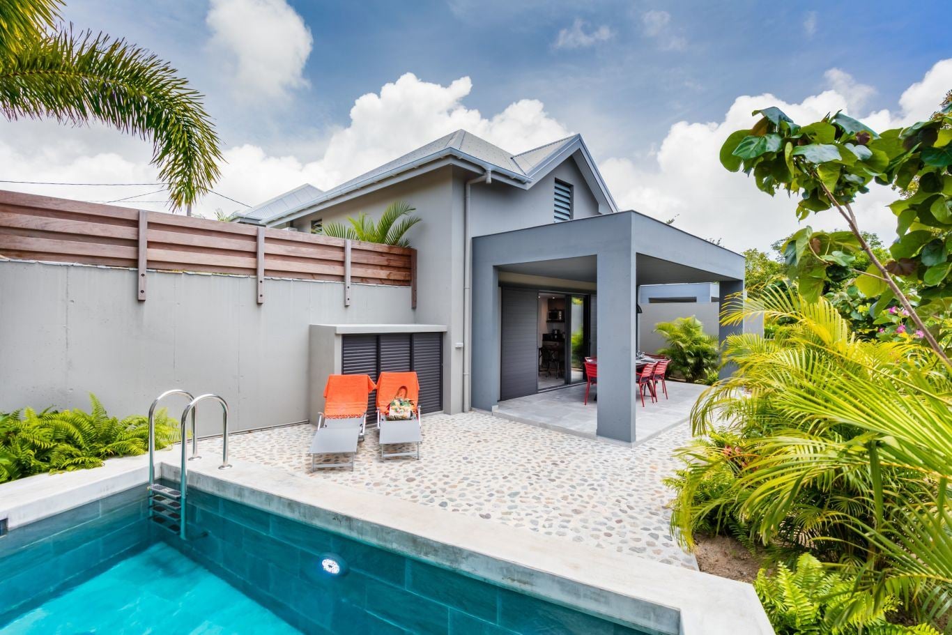 Villa Nevis Jdi - Image 1