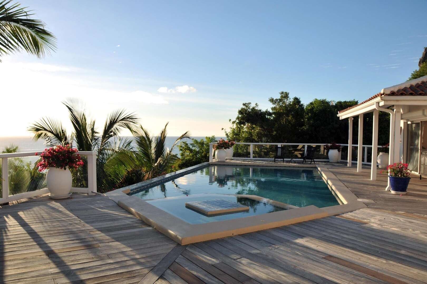 Villa St. Tropez - Image 1