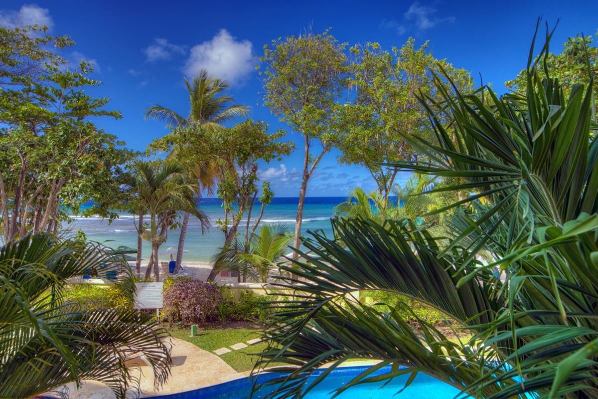Sapphire Beach 104 - Image 1