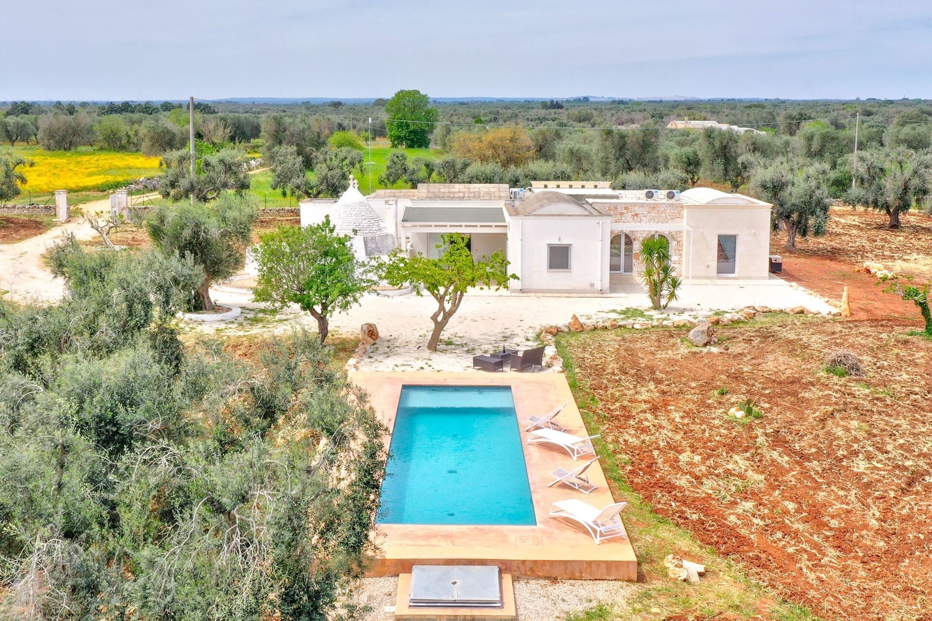 Villa Bianco Trullo - Image 1