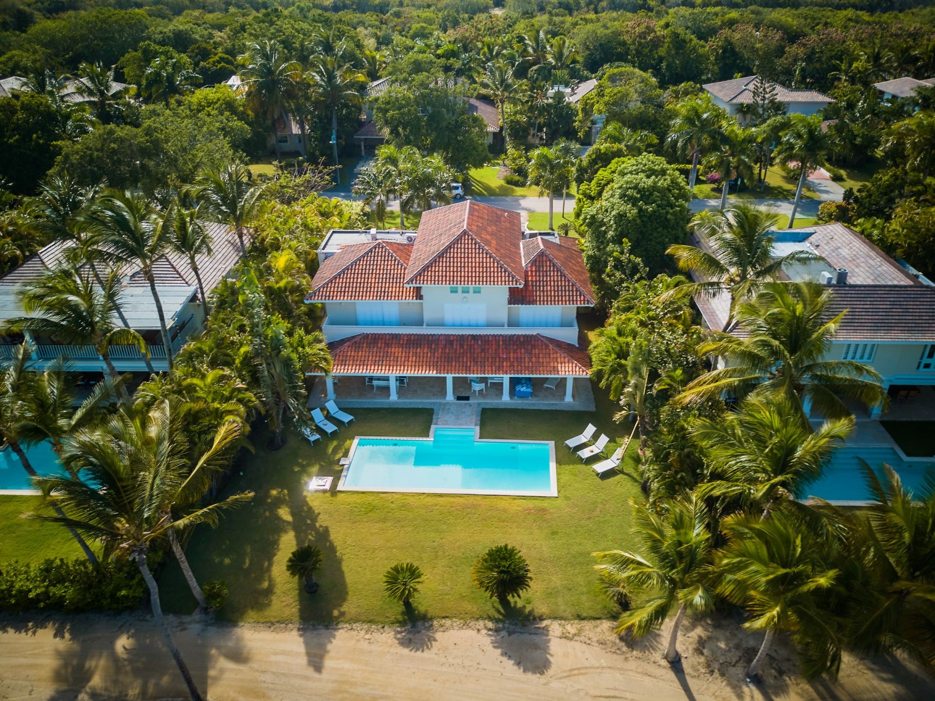 Tortuga B7 - Image 1