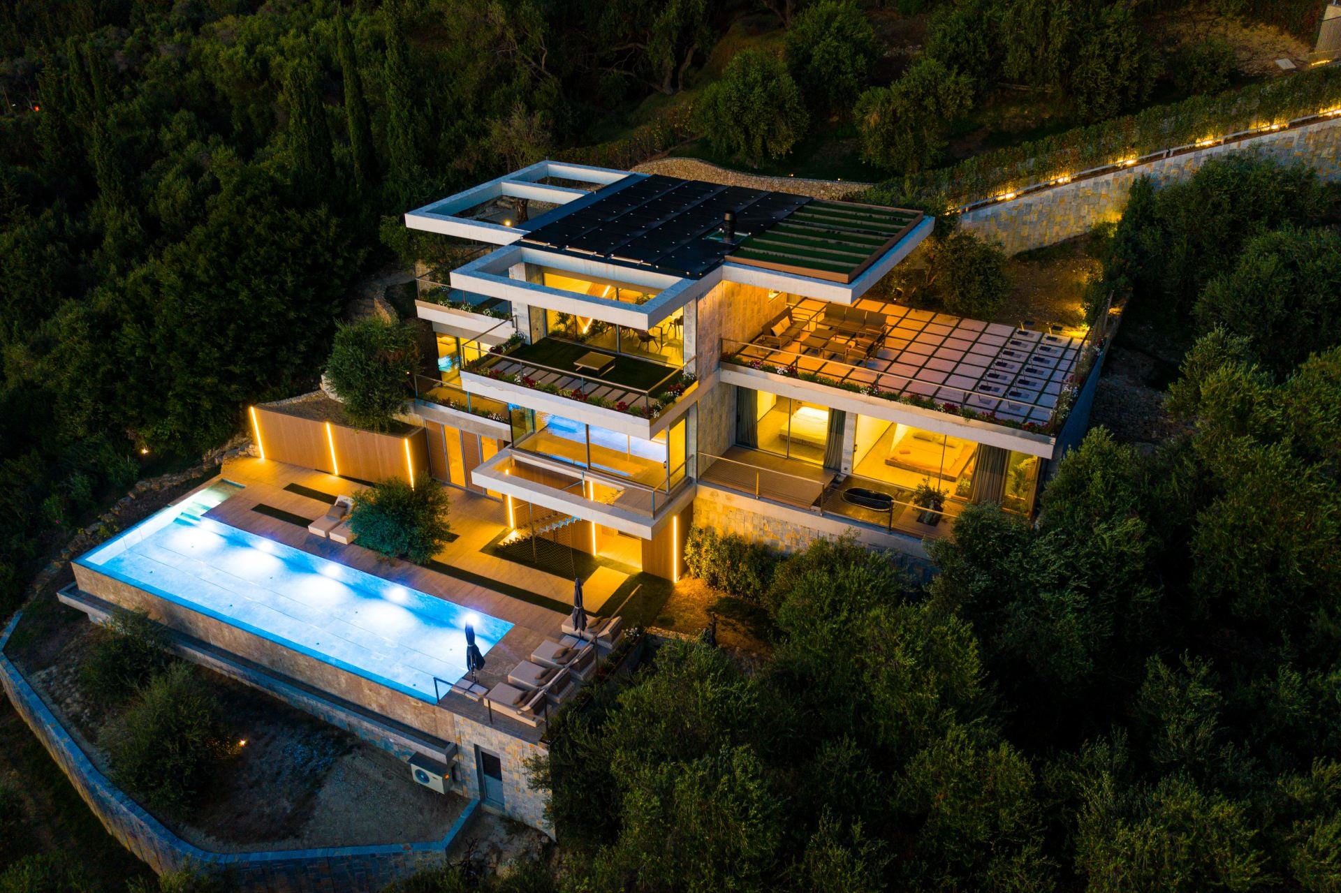 Villa Feroula - Image 1