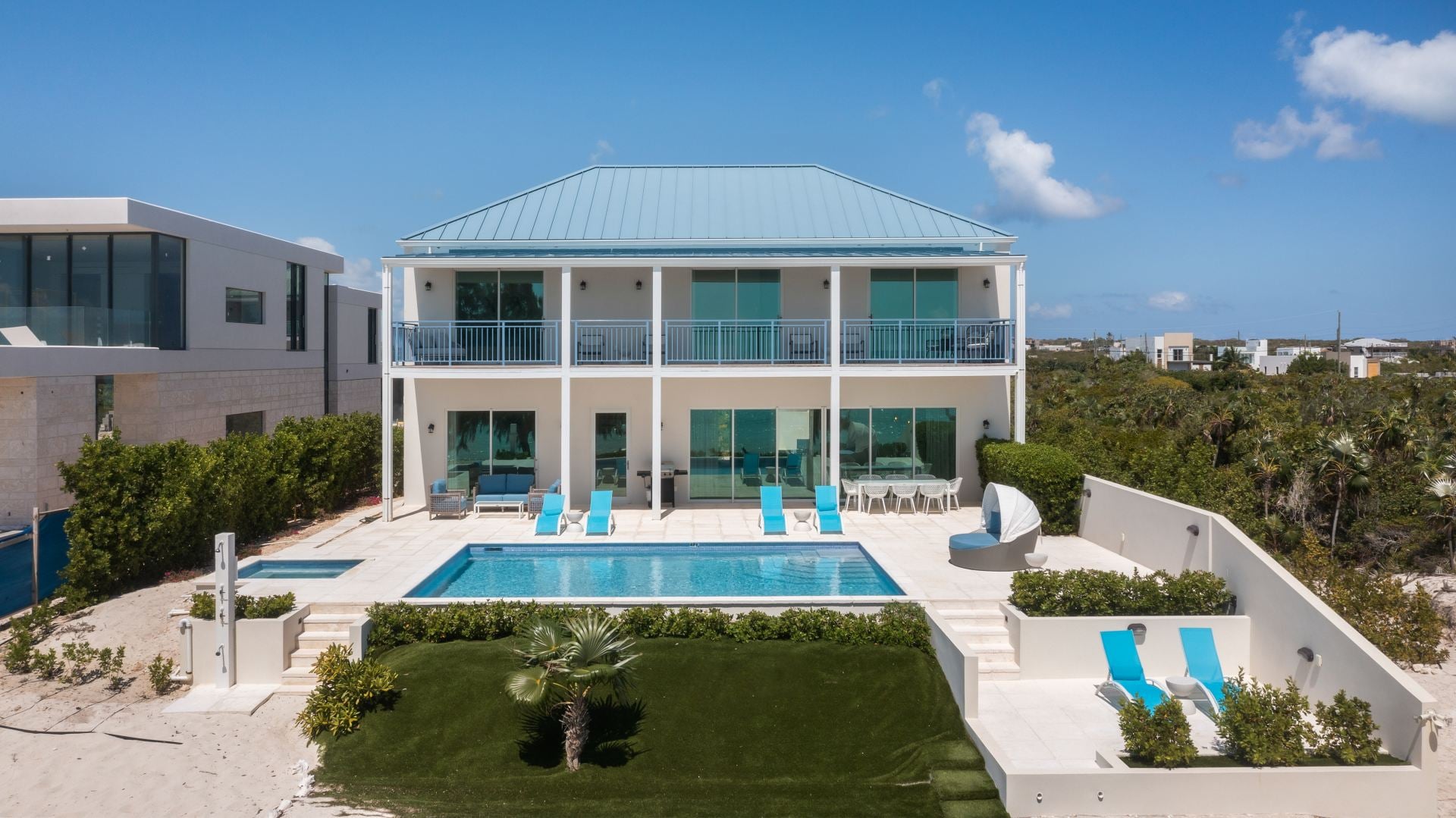 Hura Sea Azure Villa - Image 1