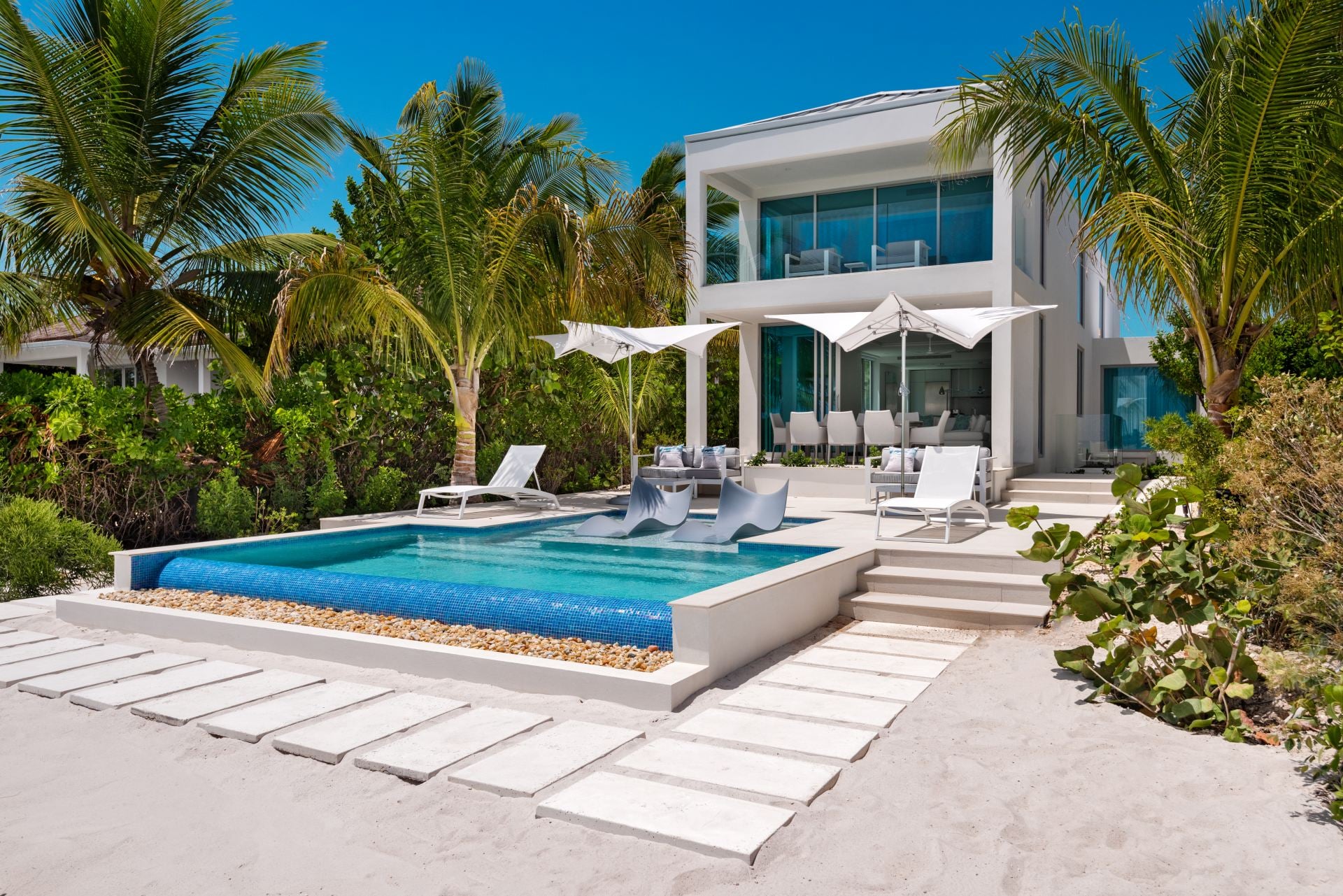 Seascape Villa - Image 1