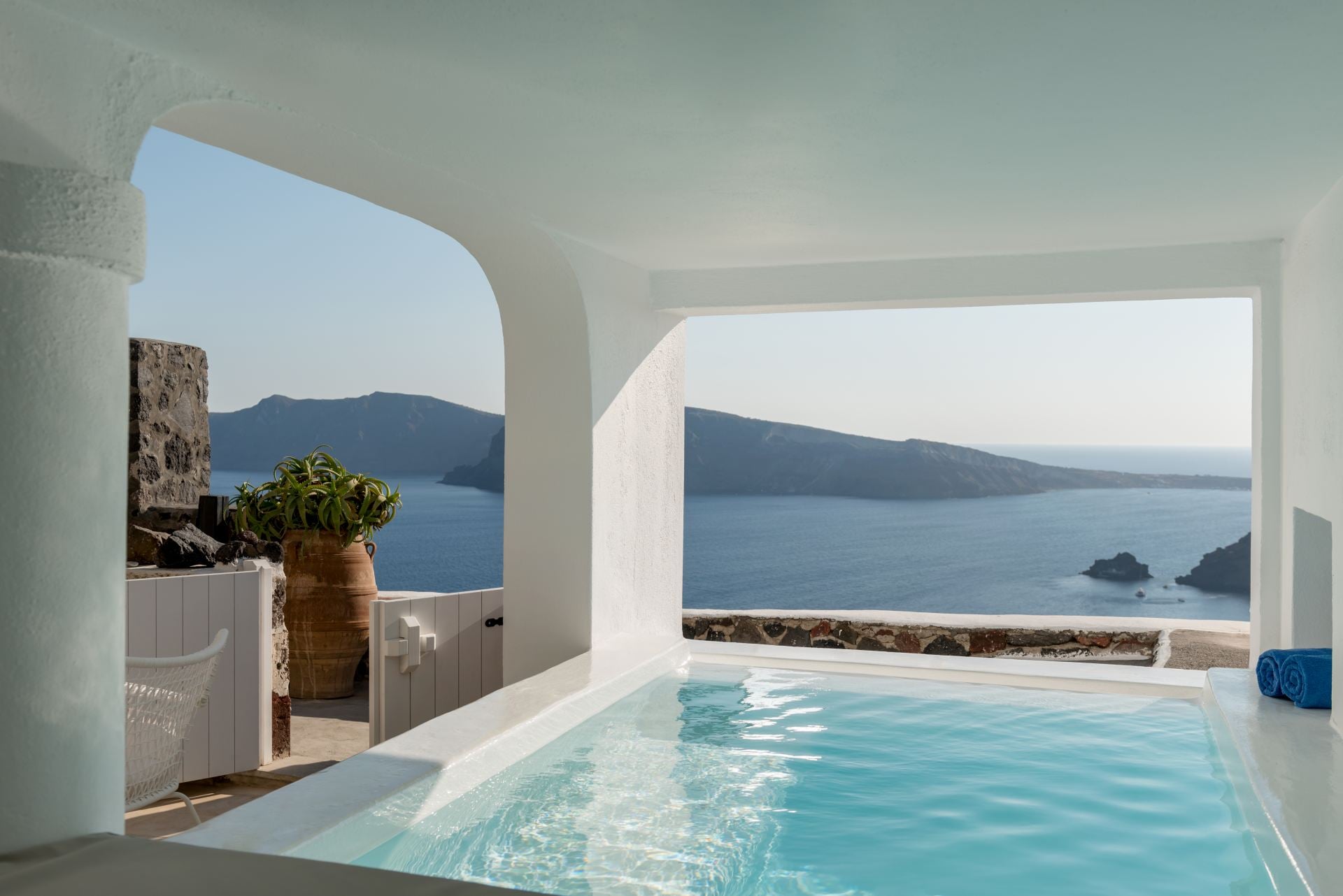 White House Villa  - Image 1