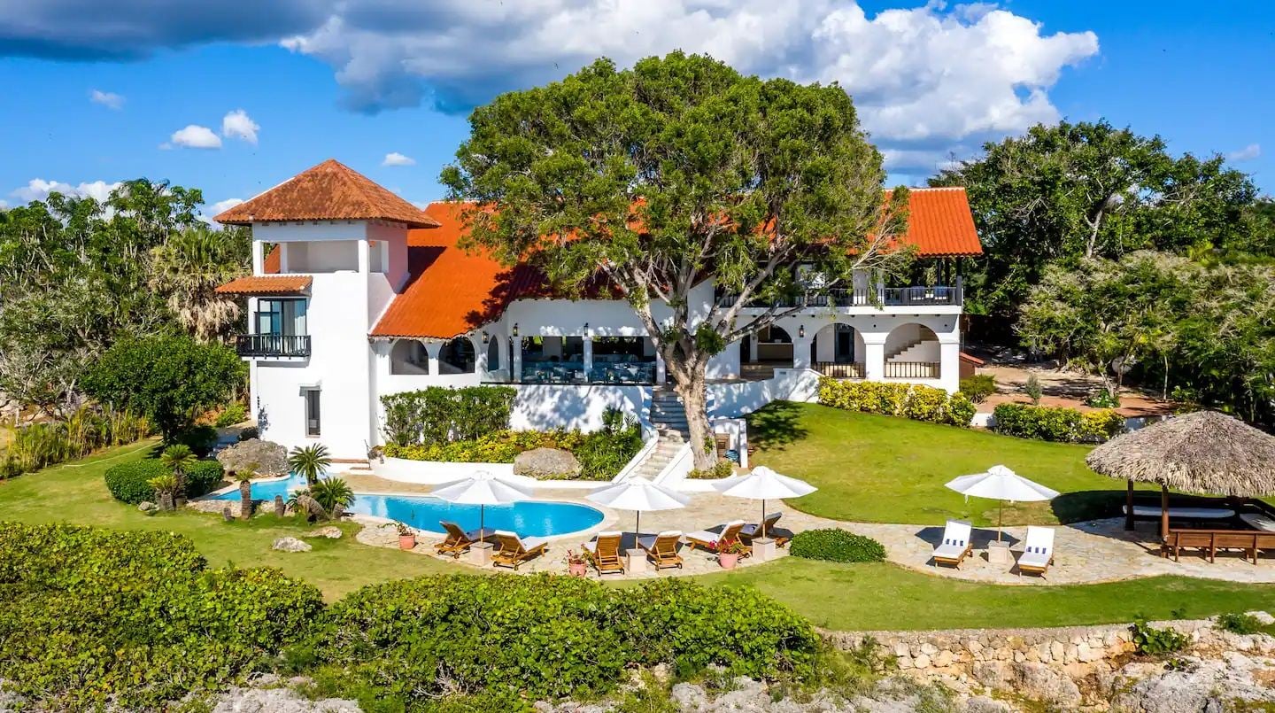 Villa Yla - Image 1