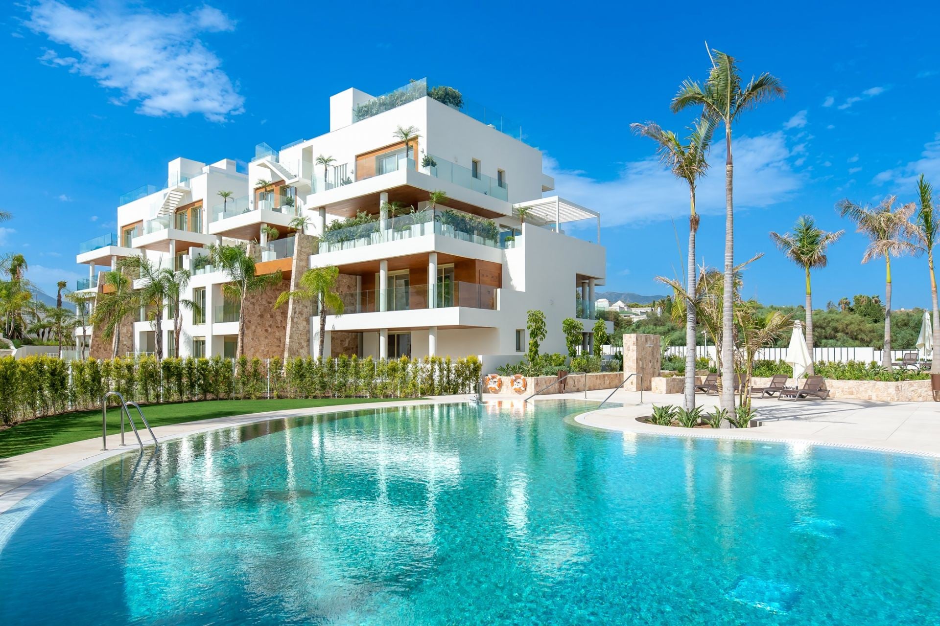 Villa Gold - Image 1