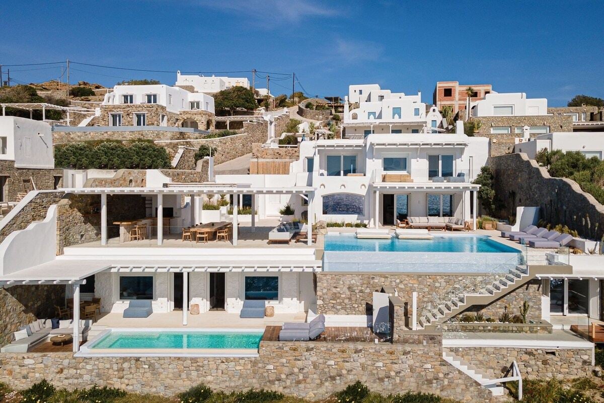 Villa Santa Esmeralda - Image 1