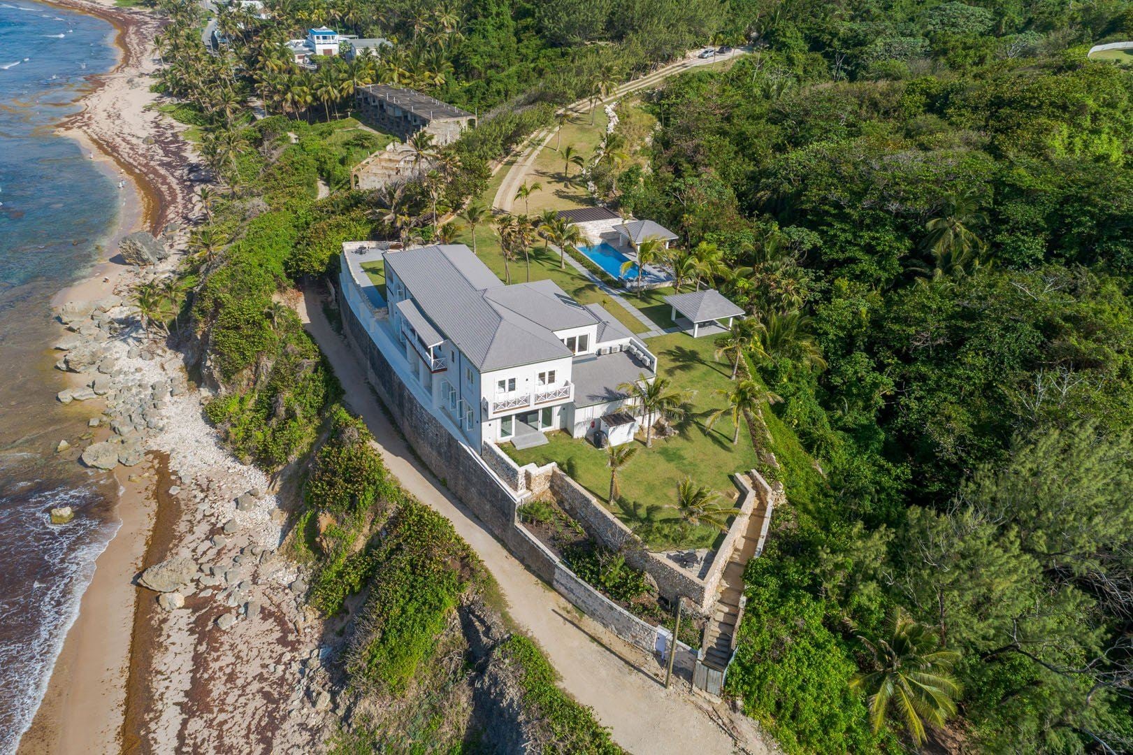 Villa Tenby - Image 1