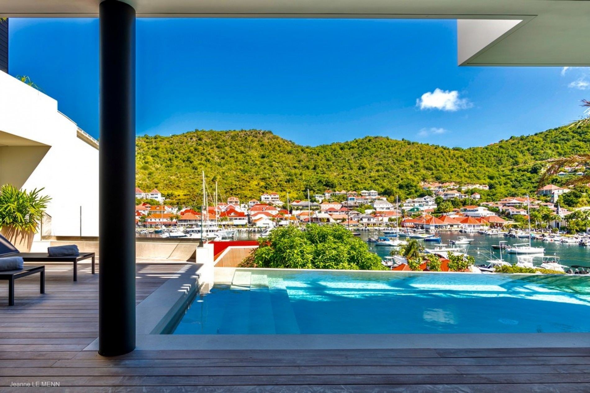 Villa Mardix Privilege - Image 1