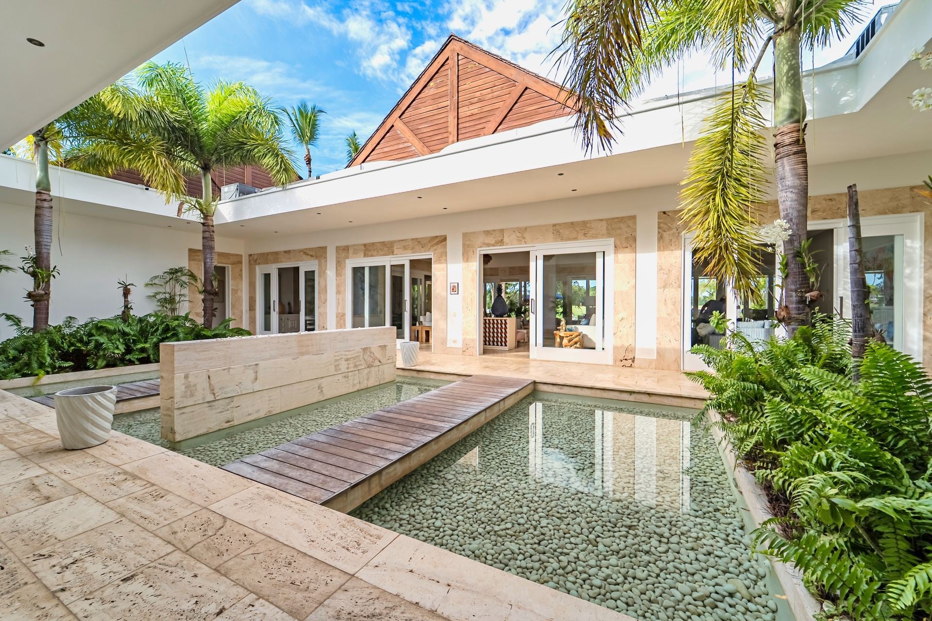 Villa Alfa - Image 1