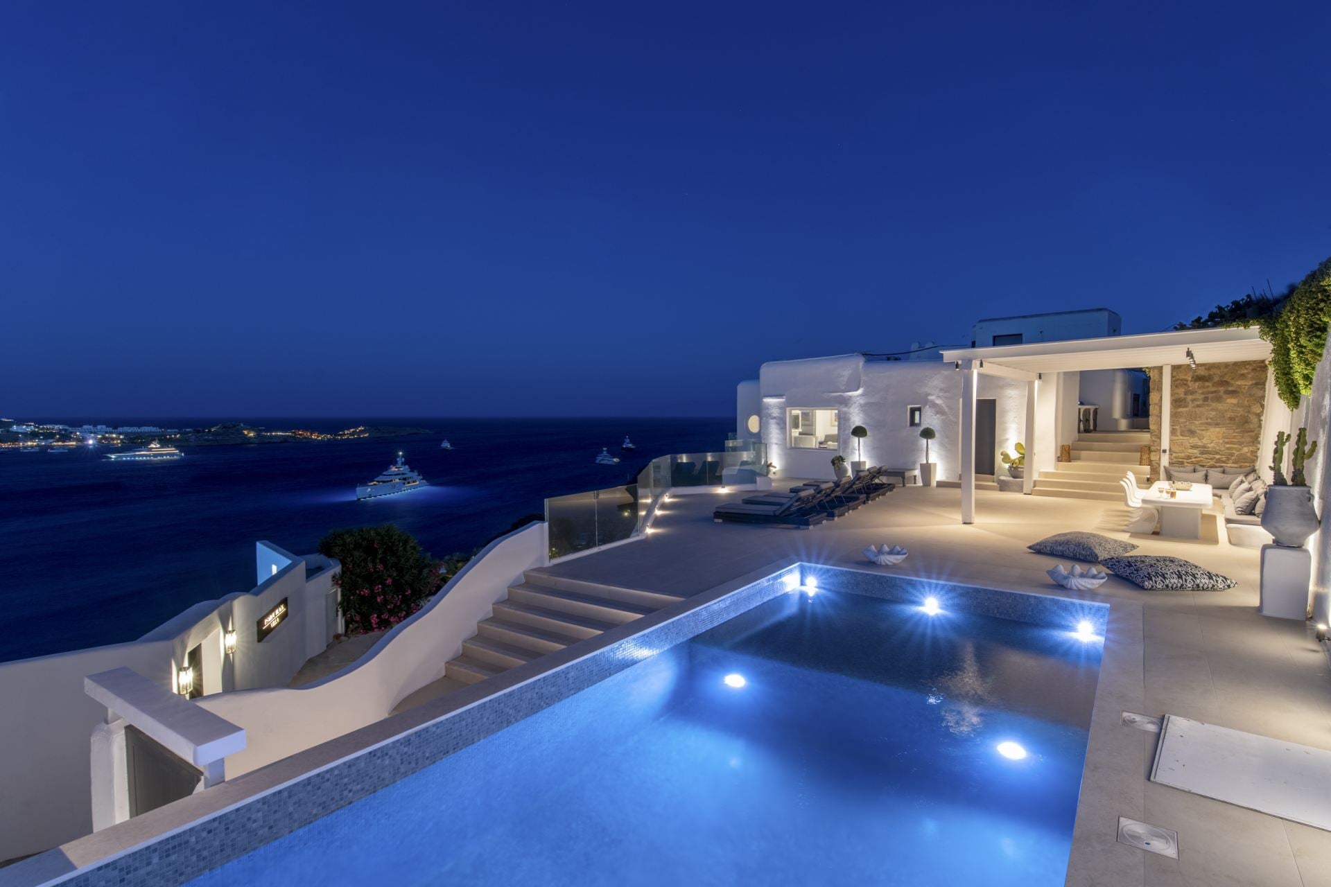 Villa Aquablue - Image 1