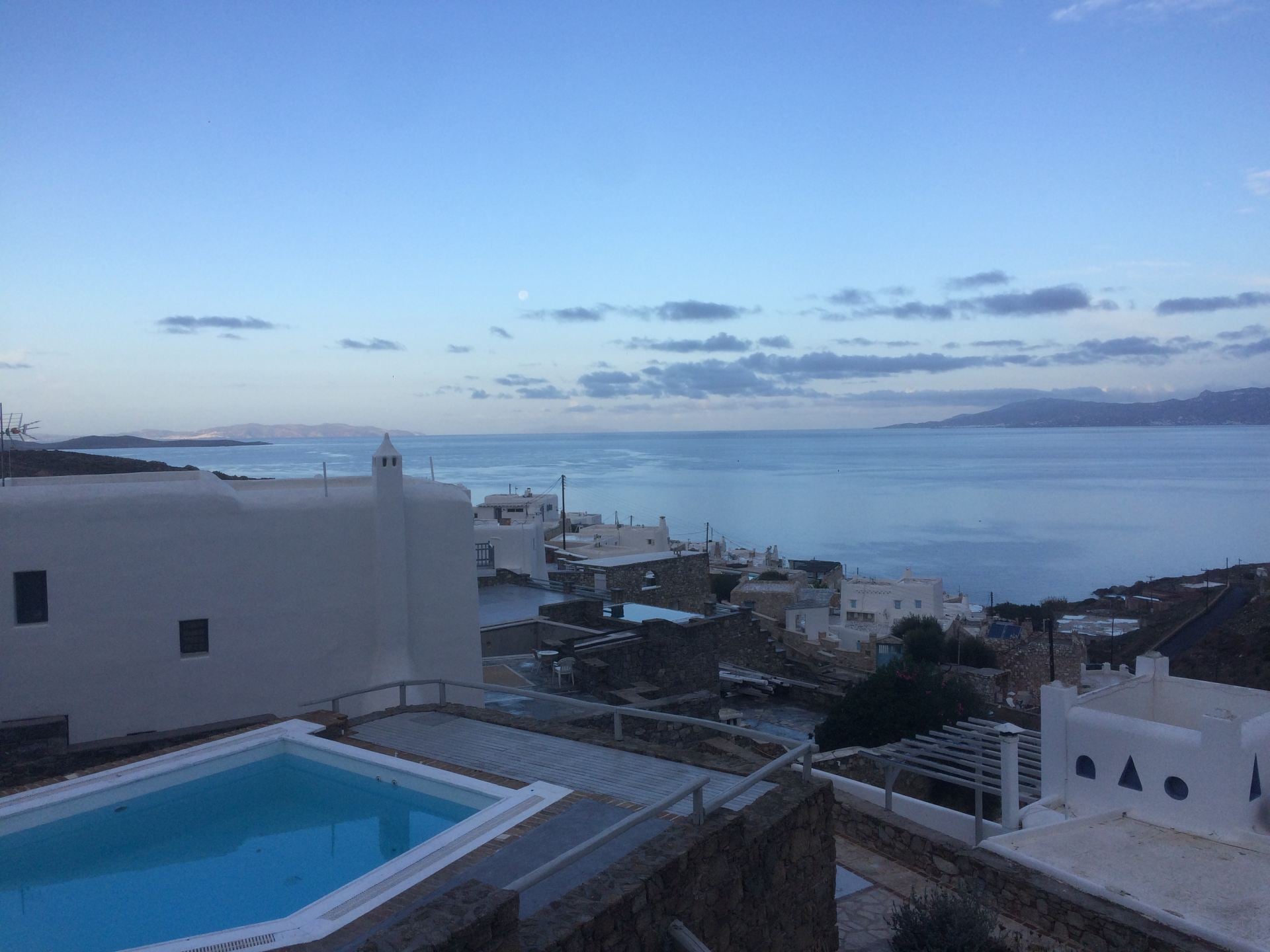 Villa Tonic - Image 1