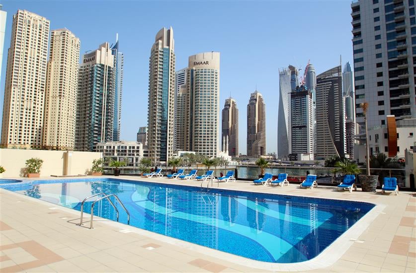 Penthouse Marina View Towers - Image 1
