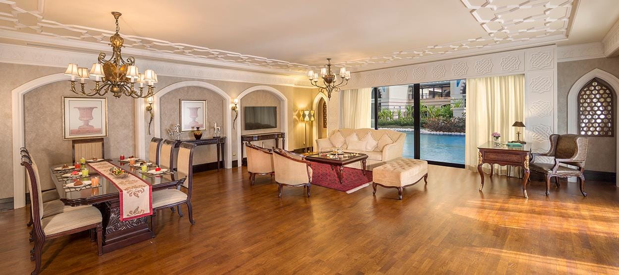 LAGOON ROYAL RESIDENCES — luxury villa photo 1