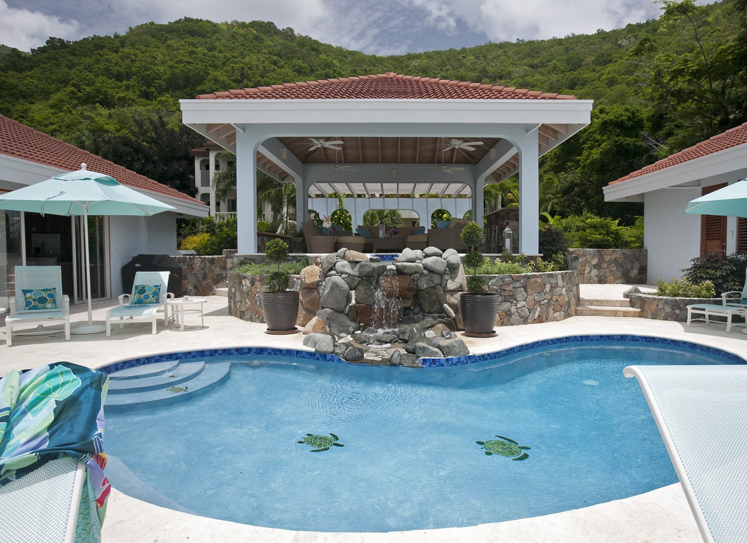 Blue Lagoon Villa - Image 1