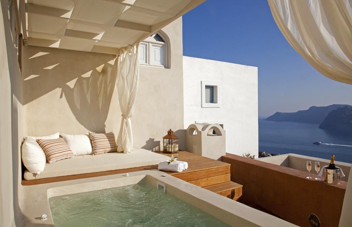 Oia Mansion - Image 1