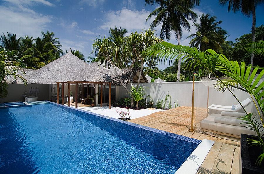 Kuramathi Honeymoon Pool Villa - Image 1