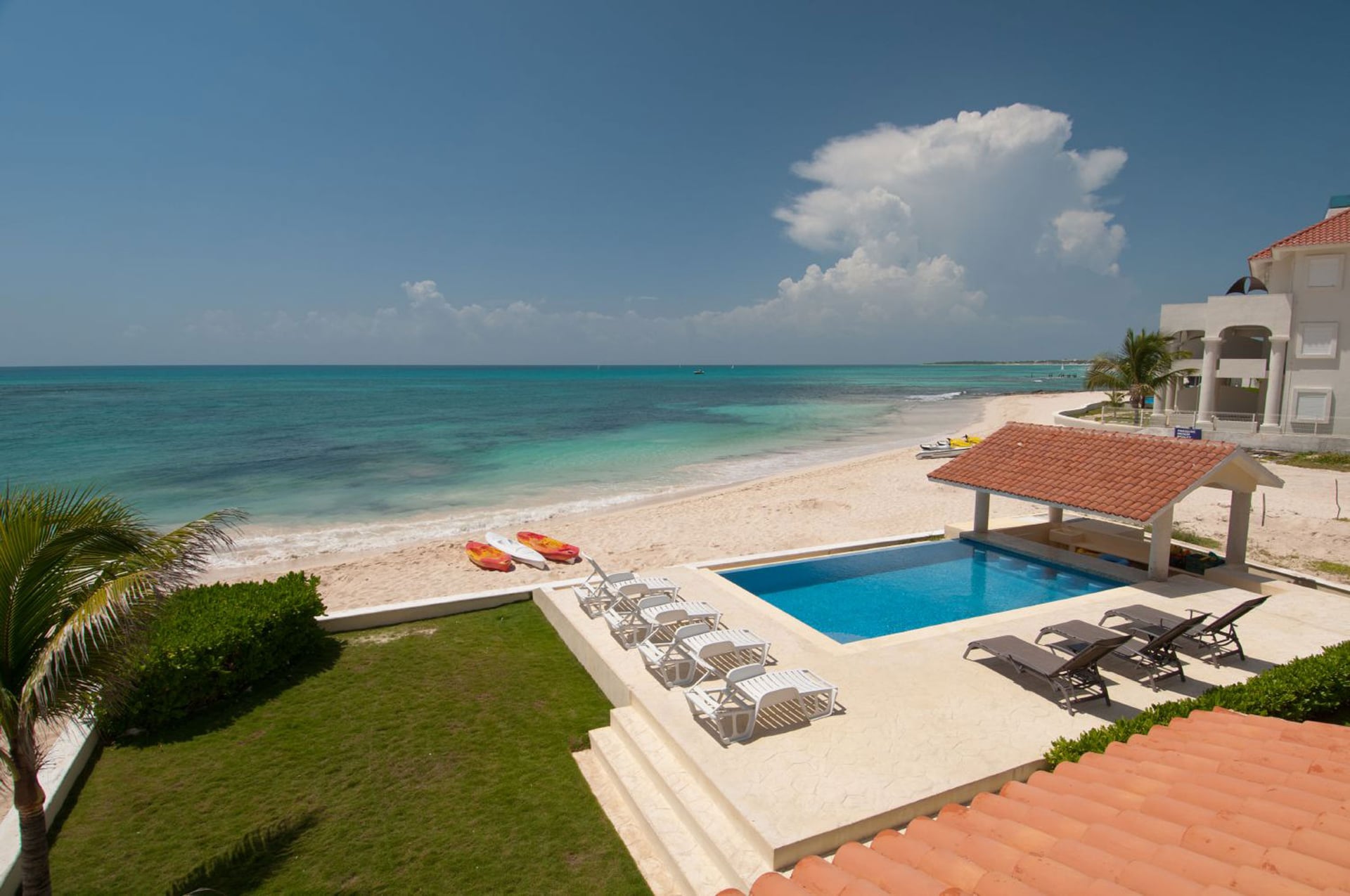 Villa Carolina - Image 1