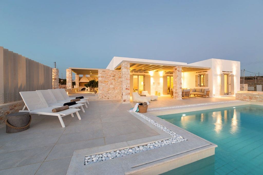 White Cube Villa - Image 1