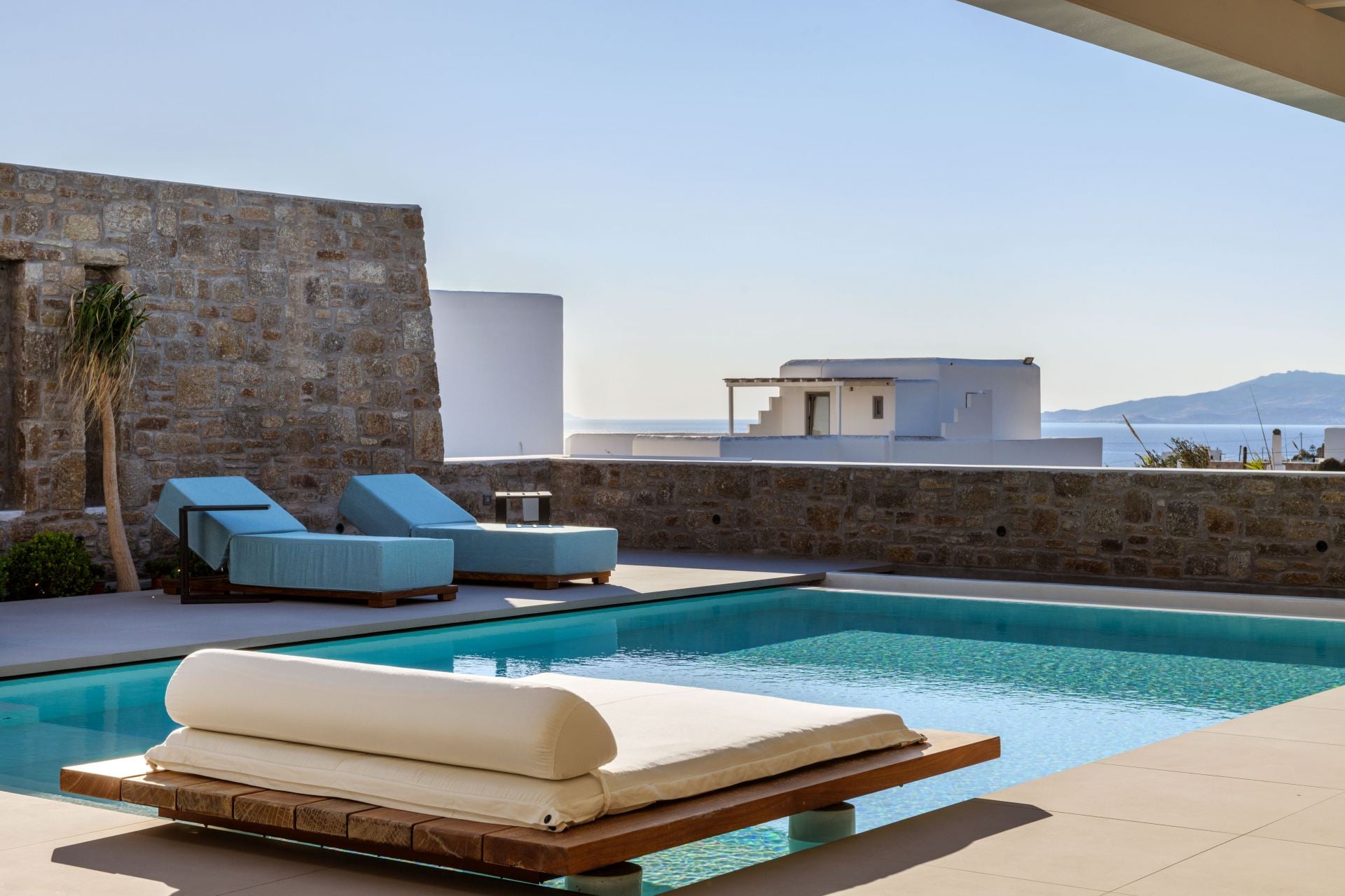 Villa Utopia II - Image 1