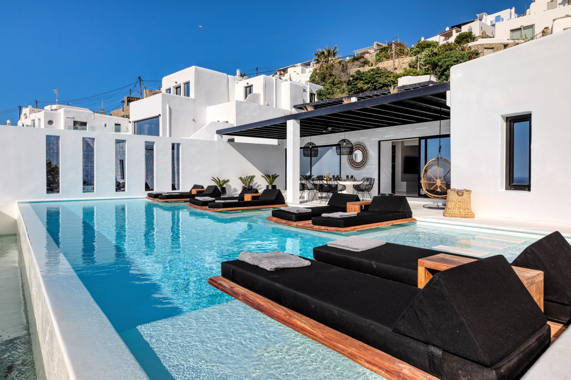 Villa Psarou Beach 2 - Image 1
