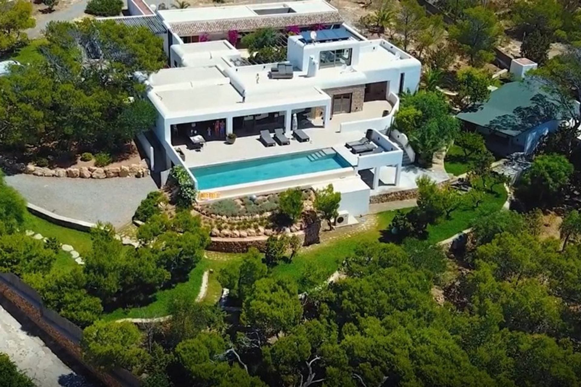 Villa Can Mestral — luxury villa photo 1