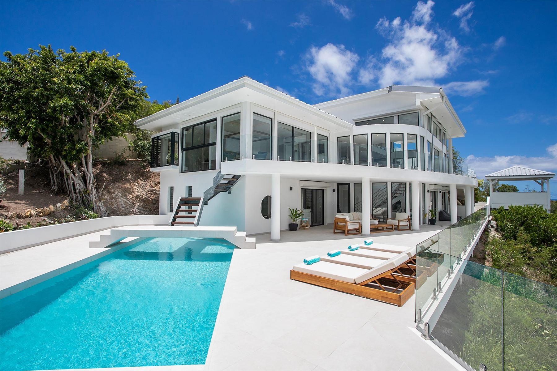 Villa Aqua Rock - Image 1