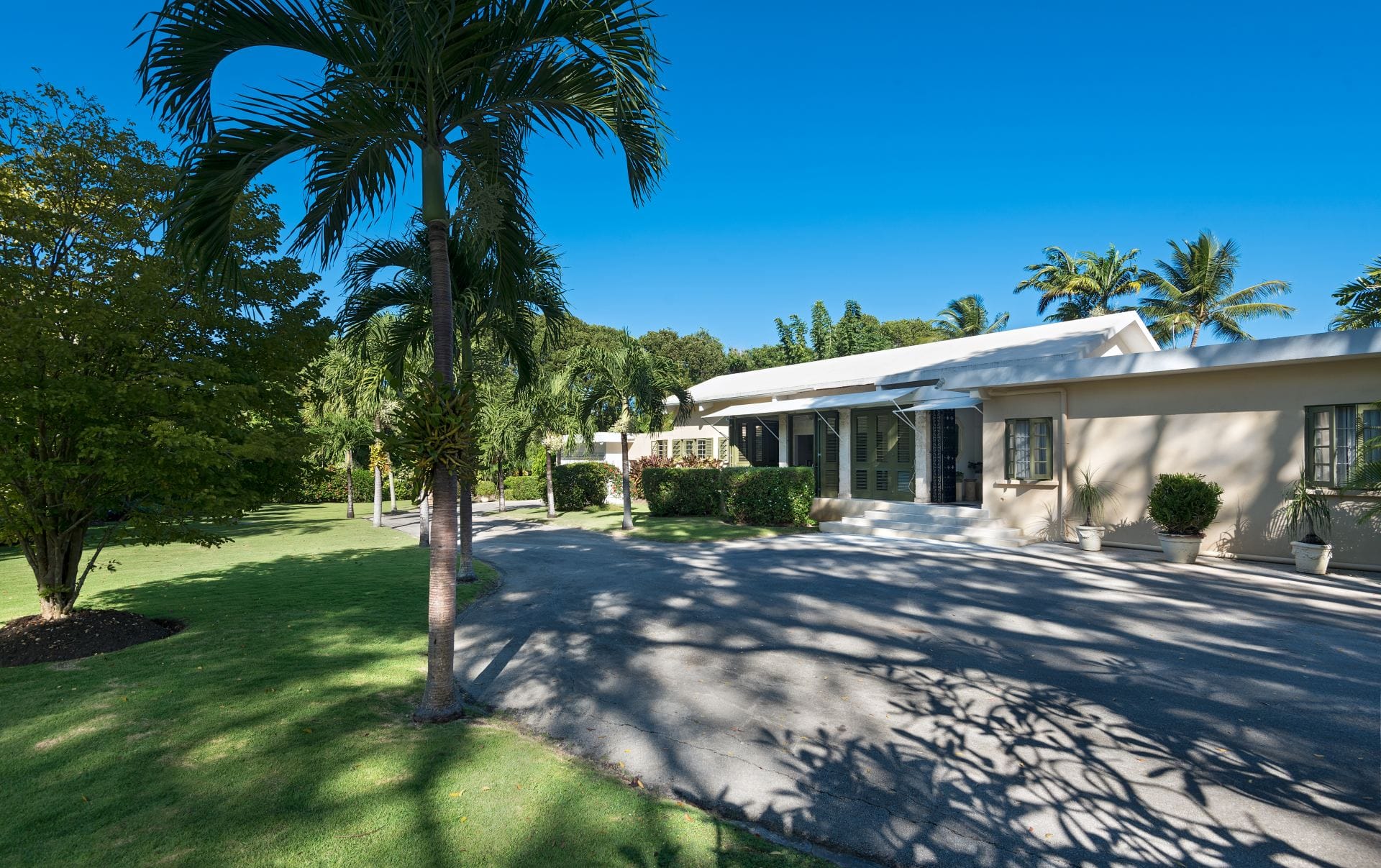 Villa Anchorage — luxury villa photo 1