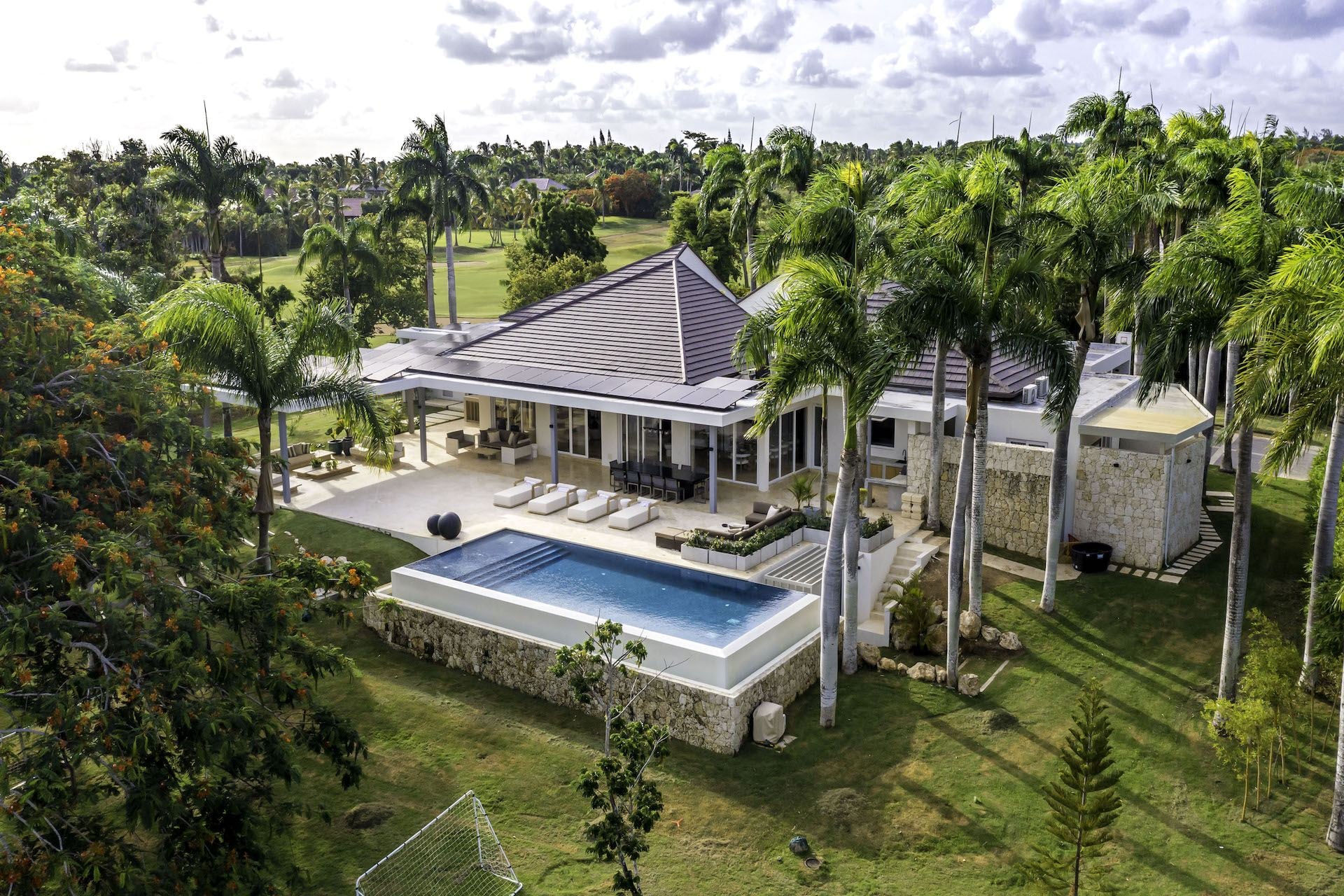 Casa BO - Casa de Campo - Image 1