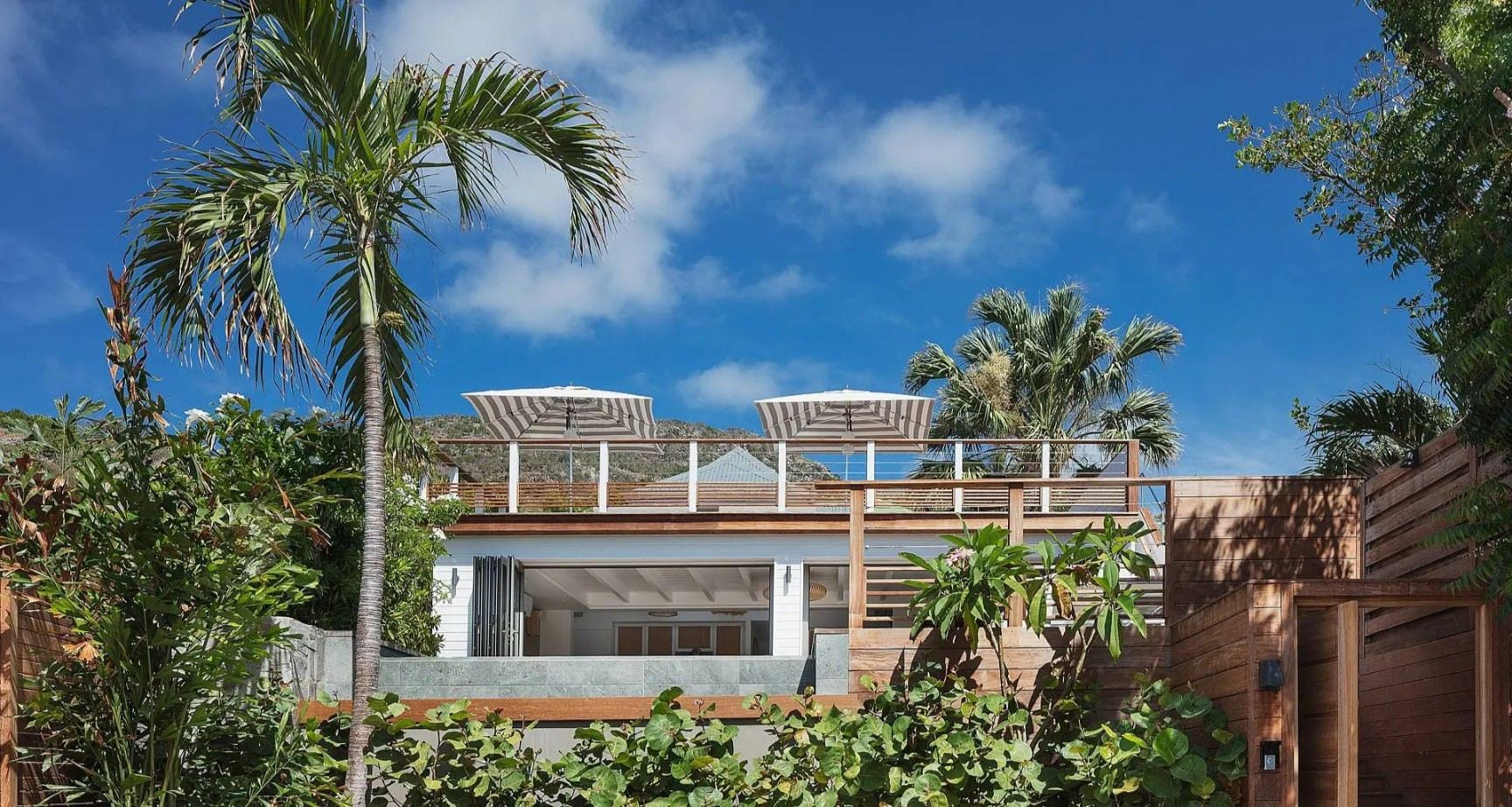 Surf House - Image 1