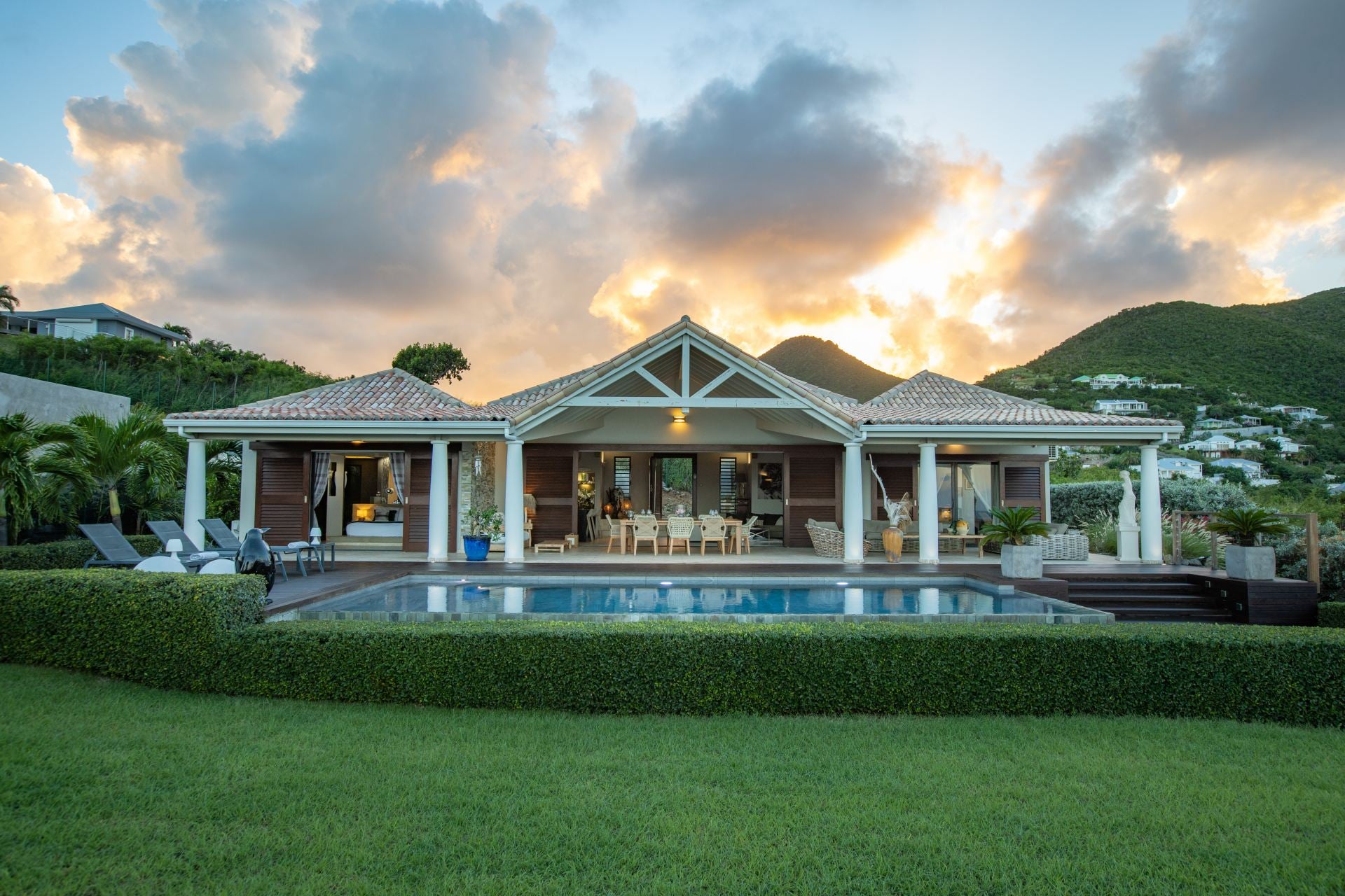 Villa Indigo Pearl - Image 1