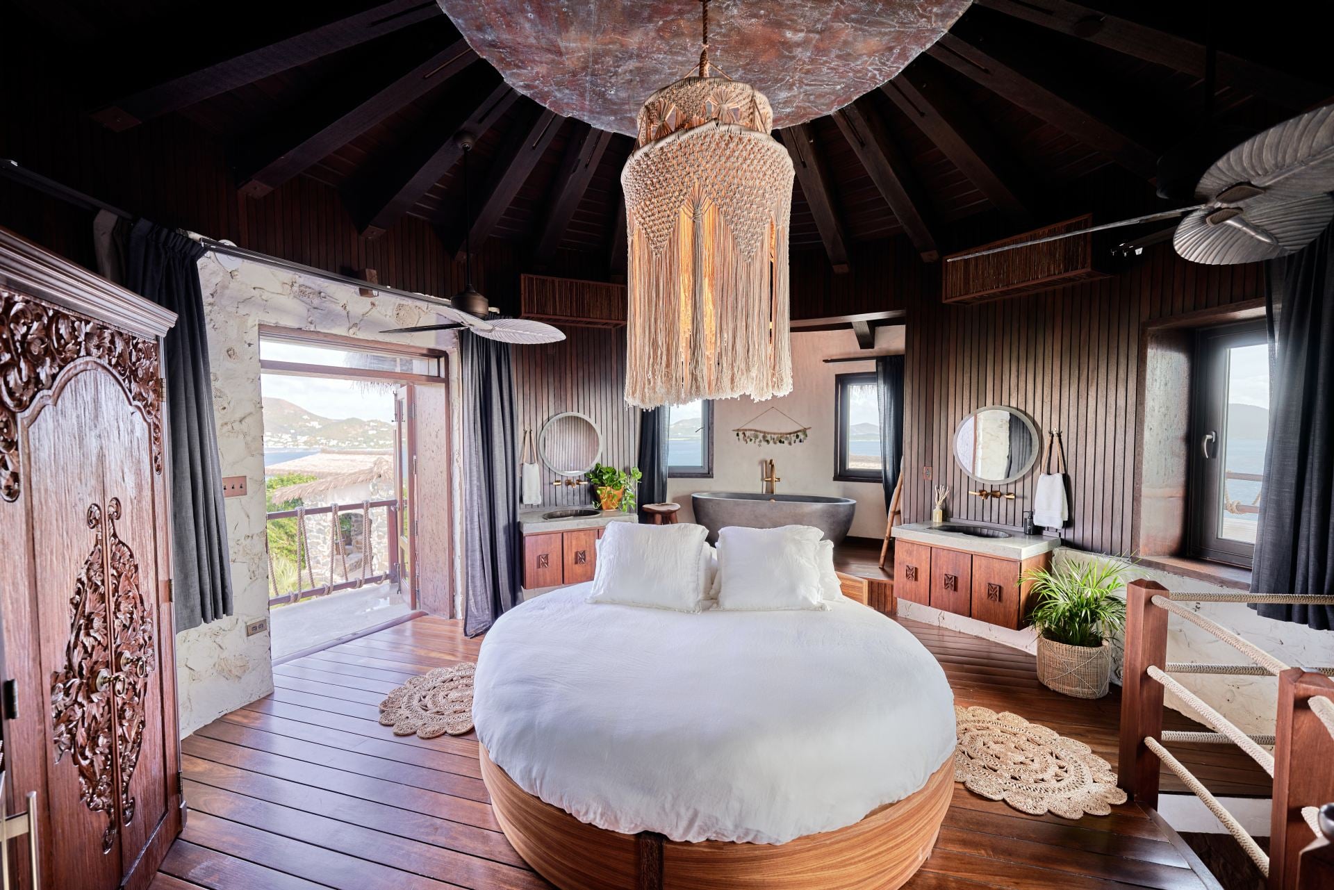 Aerial Dream Room - Image 1