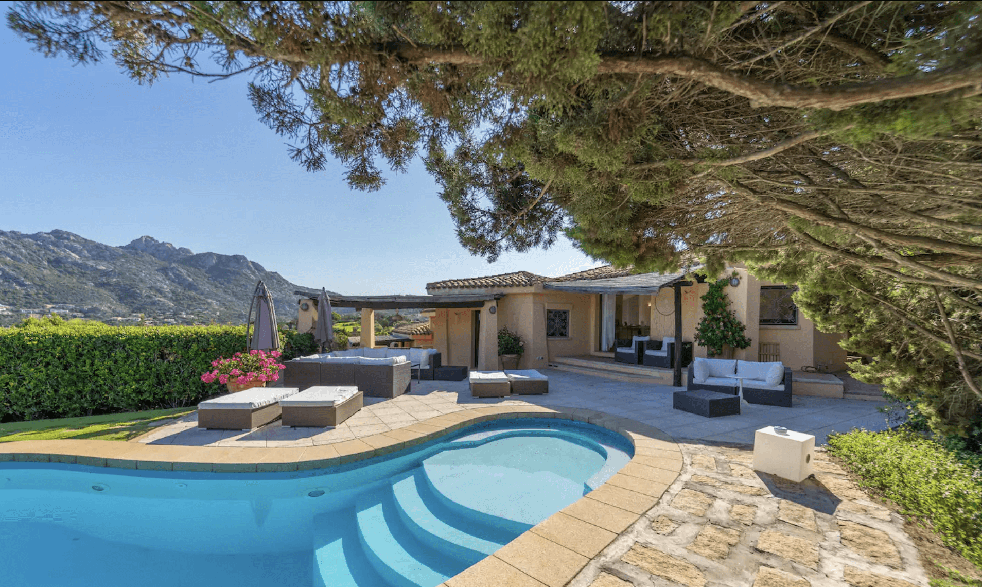 Villa Varo - Image 1