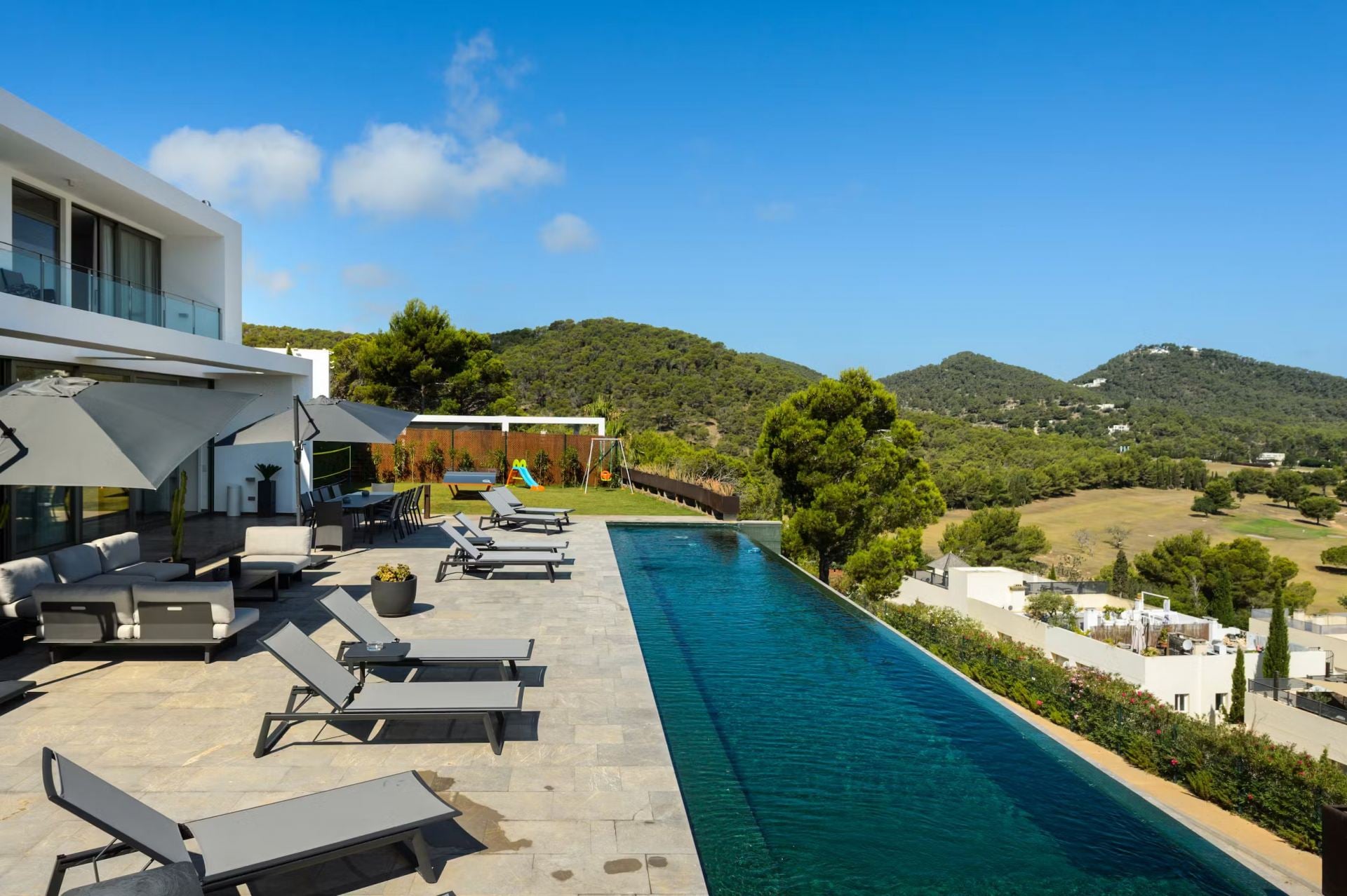 Villa Minimal - Image 1