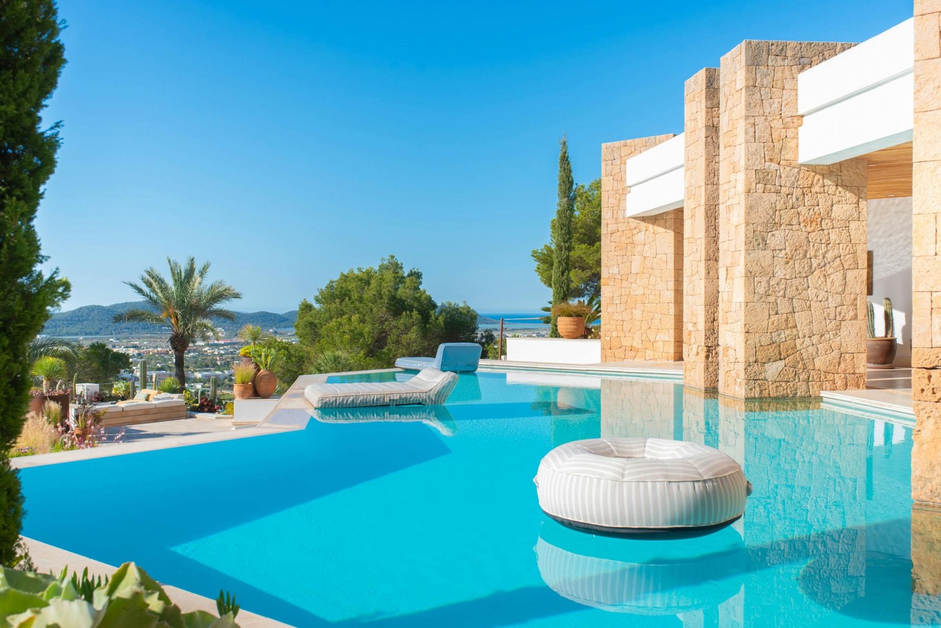 Villa Senon — luxury villa photo 1