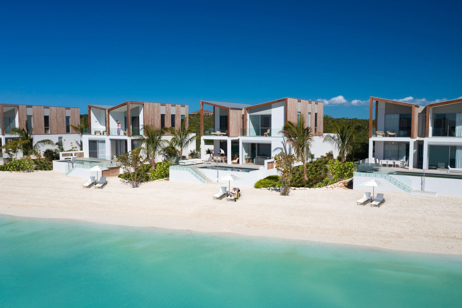 South Bank Lagoon Villas 3BDR — luxury villa photo 1